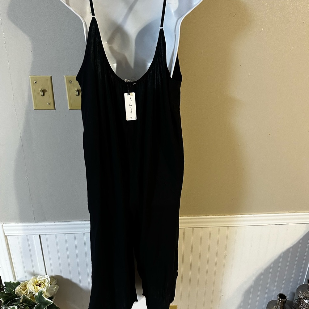 Black Sleeveless V-Neck Maxi Jumpsuit - Picture 5 of 7
